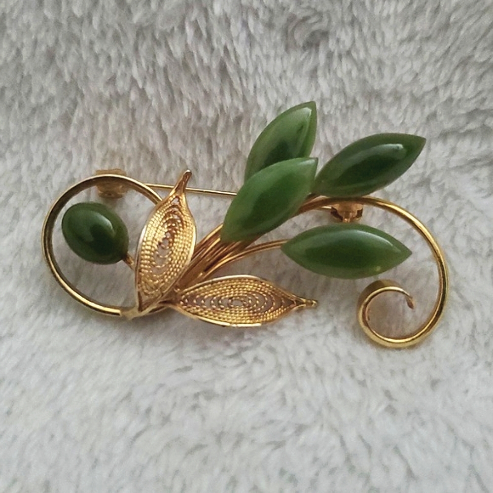 Vintage Gold Tone and Green Leaf Brooch